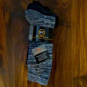 Gold toe men’s 3 pair crew shoe size 6-12.5 NWT